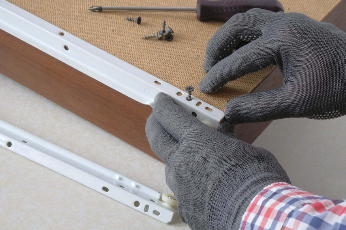 8 Best Bottom Mount Drawer Slides (2021 DIY Review) Drawer Guru